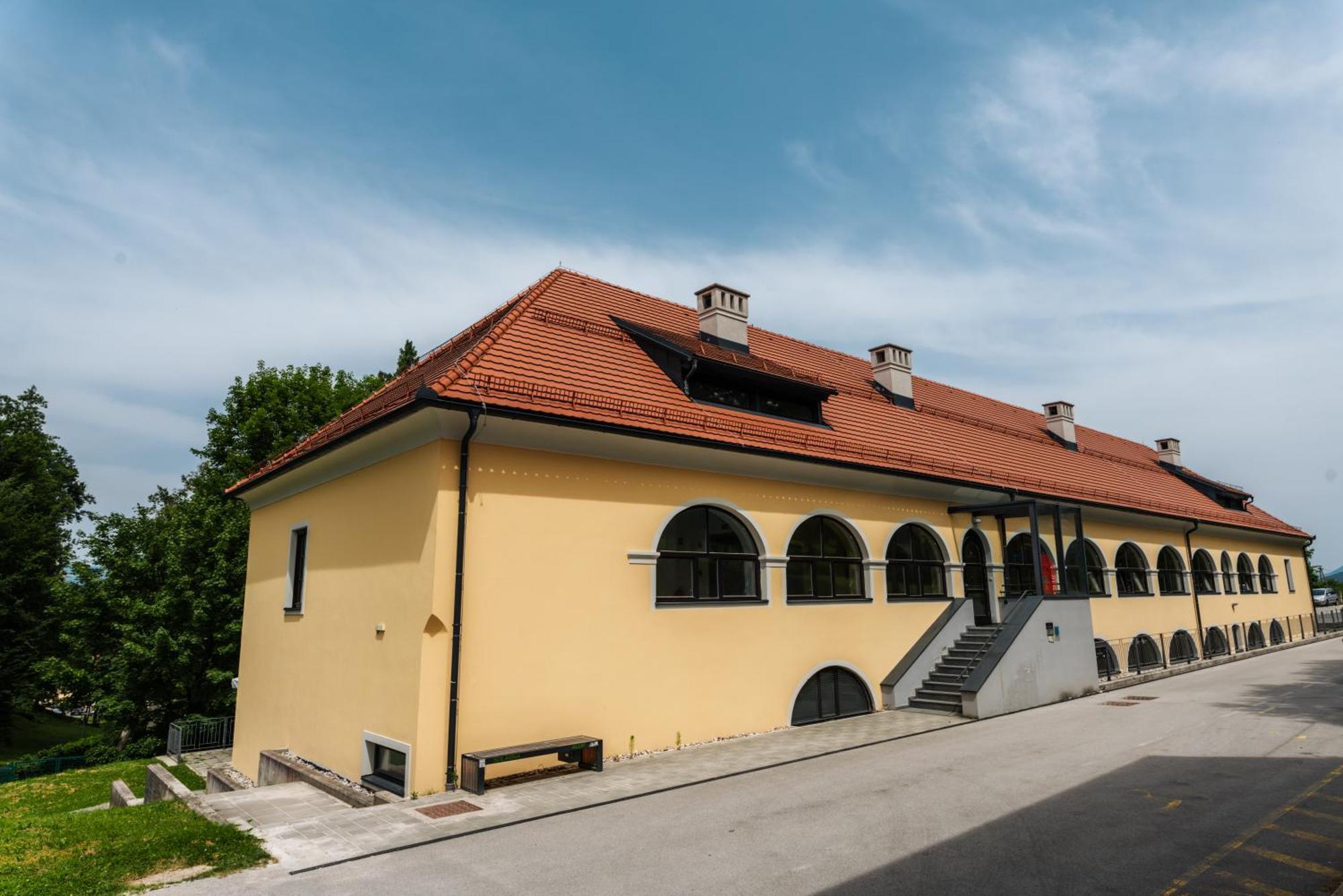 Slovenske Konjice Dvorec Trebnik - Sobe מראה חיצוני תמונה